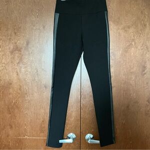 AKIRA Black High Waisted Skinny Pants XL Faux Leather Sides Edgy Party Sexy